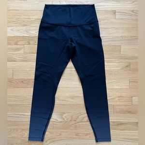 Lululemon Wunder Under ombré 25” legging. Size 8.